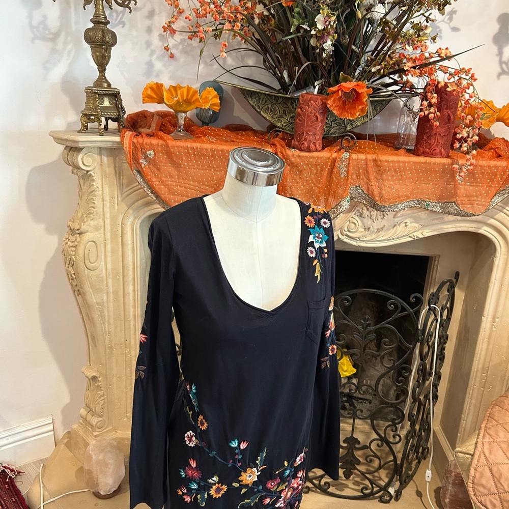 Johnny Was Black tunic/dress with Multicolor Embroidery